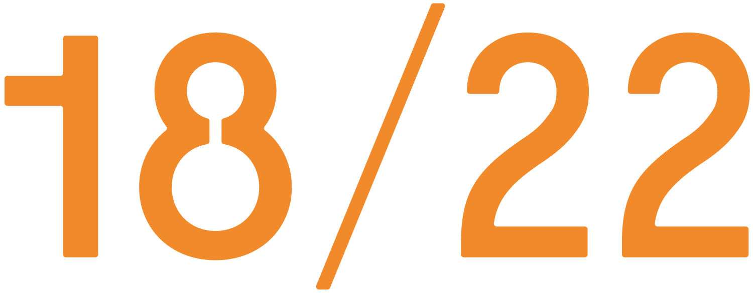 《18/22》物語商店LOGO